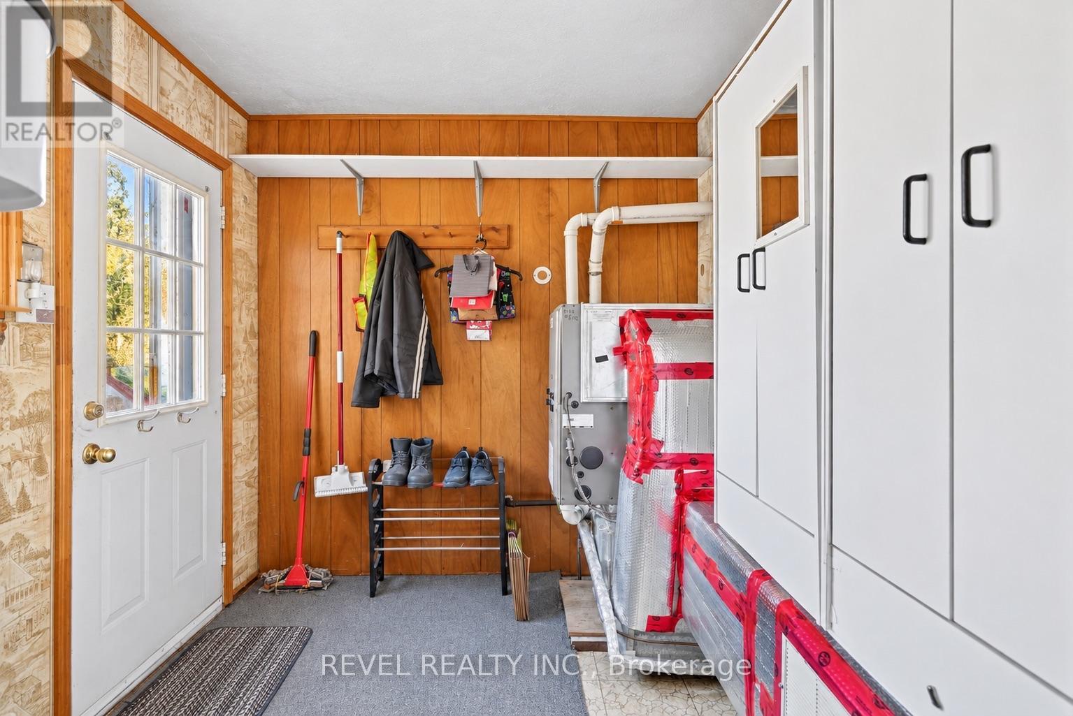 47 COULSON AVENUE - 21