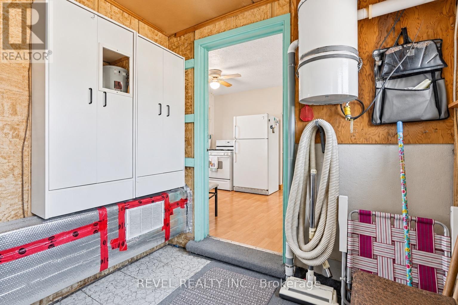 47 COULSON AVENUE - 22