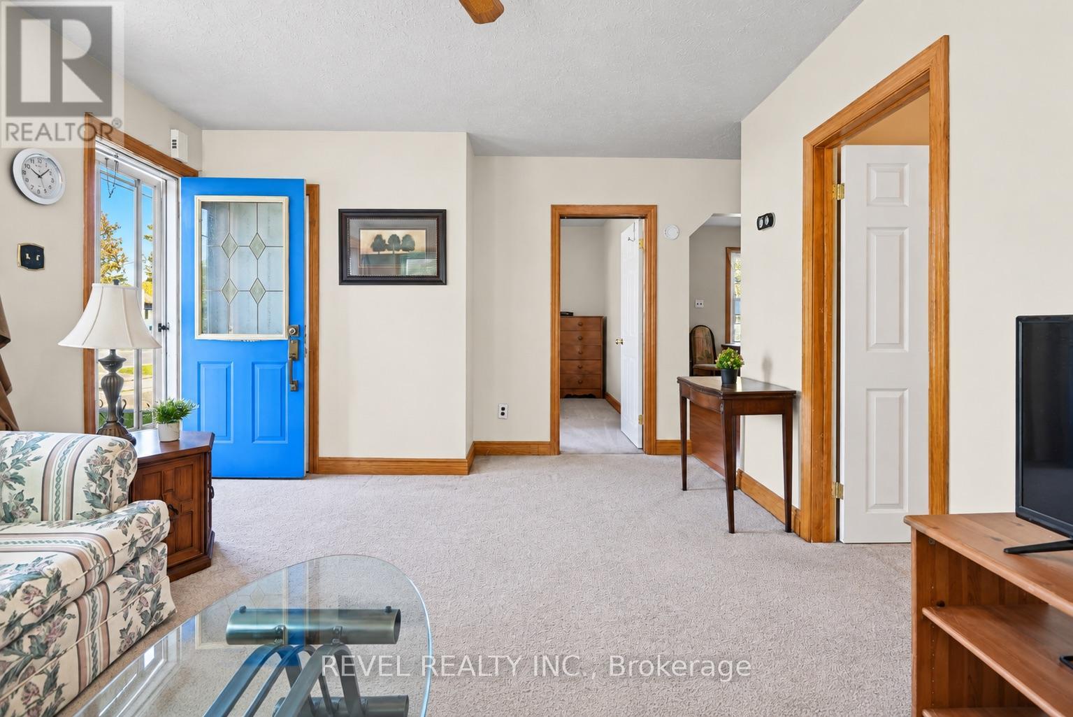47 COULSON AVENUE - 4