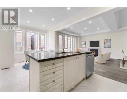 188 Frederick Pearson Street, East Gwillimbury, ON L9N0Y9 Photo 7