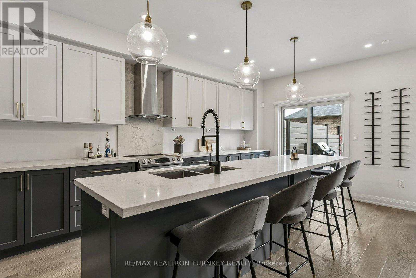 4 GORD MATTHEWS WAY, Uxbridge — photo 11