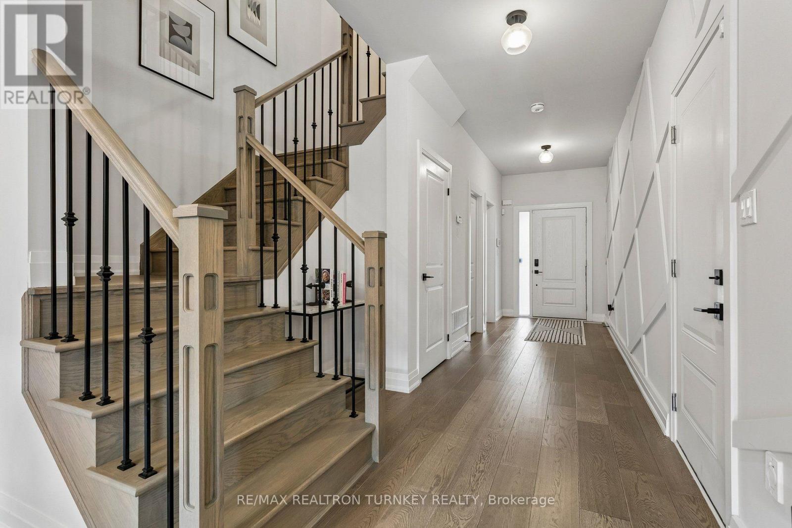 4 Gord Matthews Way, Uxbridge, ON photo 18