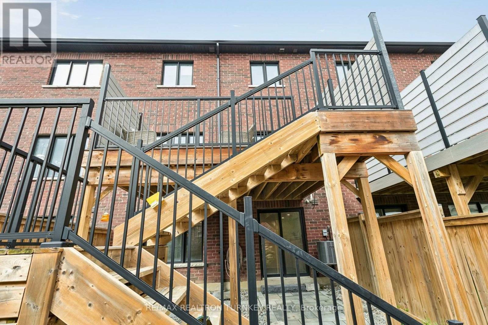 4 Gord Matthews Way, Uxbridge, ON photo 47