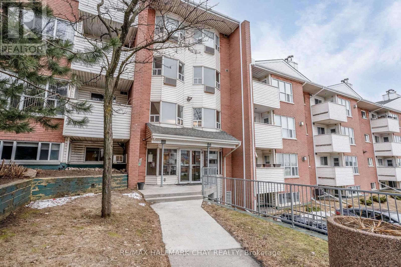 216 - 120 BELL FARM ROAD, Barrie (Alliance) — photo 2