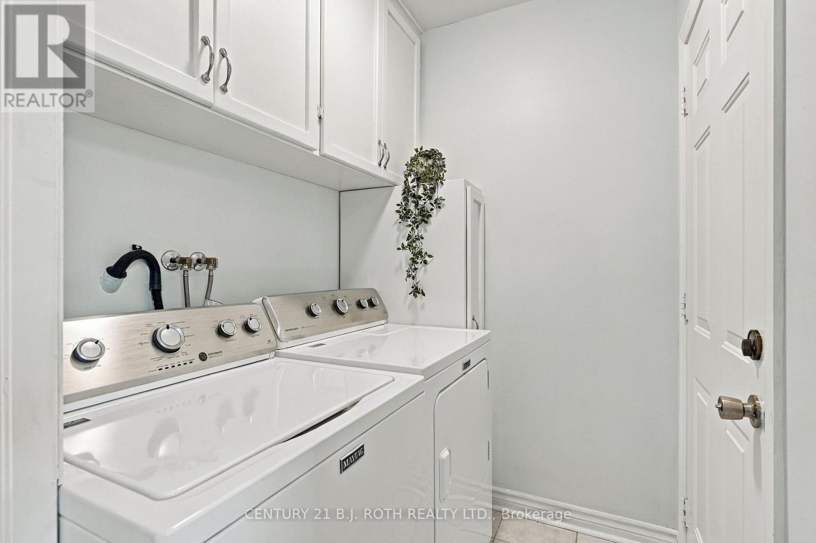14 Bloxham Place, Barrie, ON photo 34