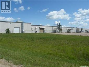 100 Canola AVENUE, North Battleford — photo 5