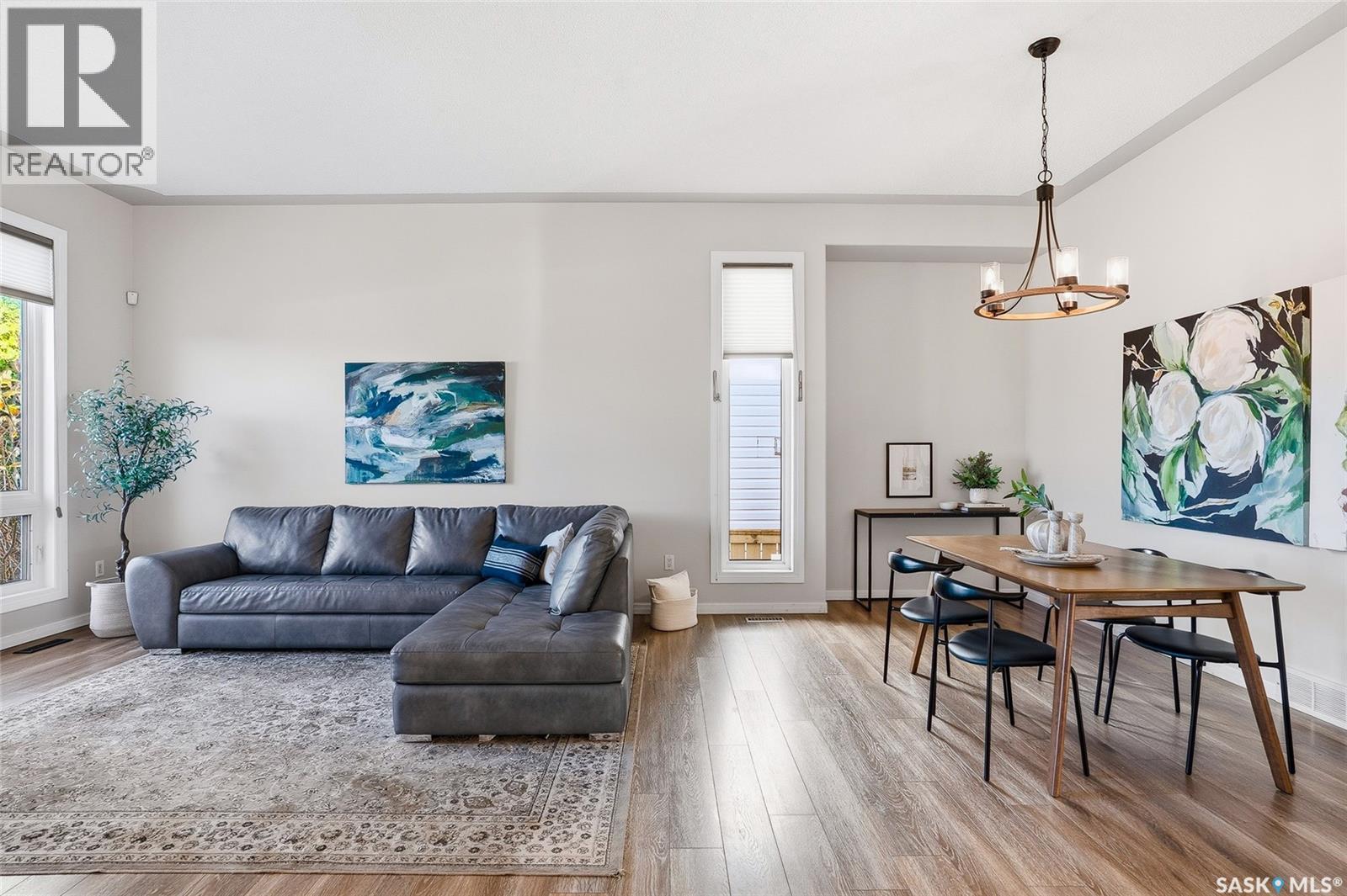 711 Emmeline COVE, Saskatoon — photo 8