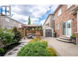284 Chilver Heights, Milton, ON L9E1E1 Photo 39