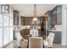 Kitchen - 284 Chilver Heights, Milton, ON L9E1E1 Photo 6