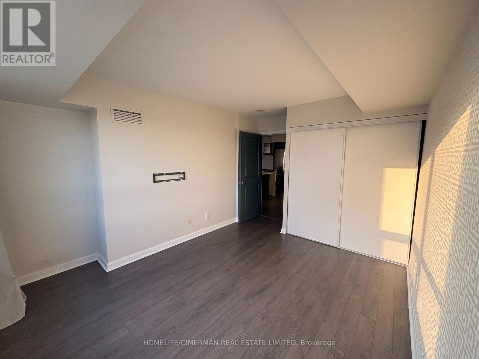 1808 - 1 MICHAEL POWER PLACE, Toronto (Islington-City Centre West) — photo 4