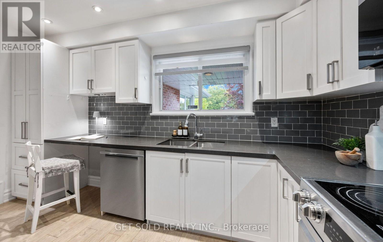 136 PRINCE GEORGE DRIVE, Toronto (Princess-Rosethorn) — photo 10