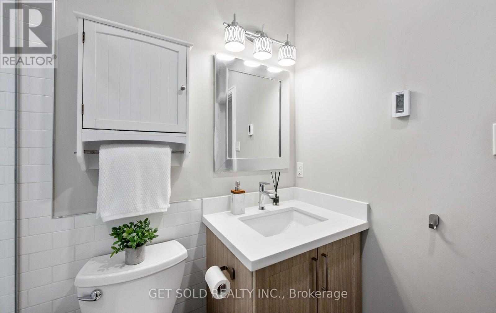 136 Prince George Drive, Toronto, ON photo 19