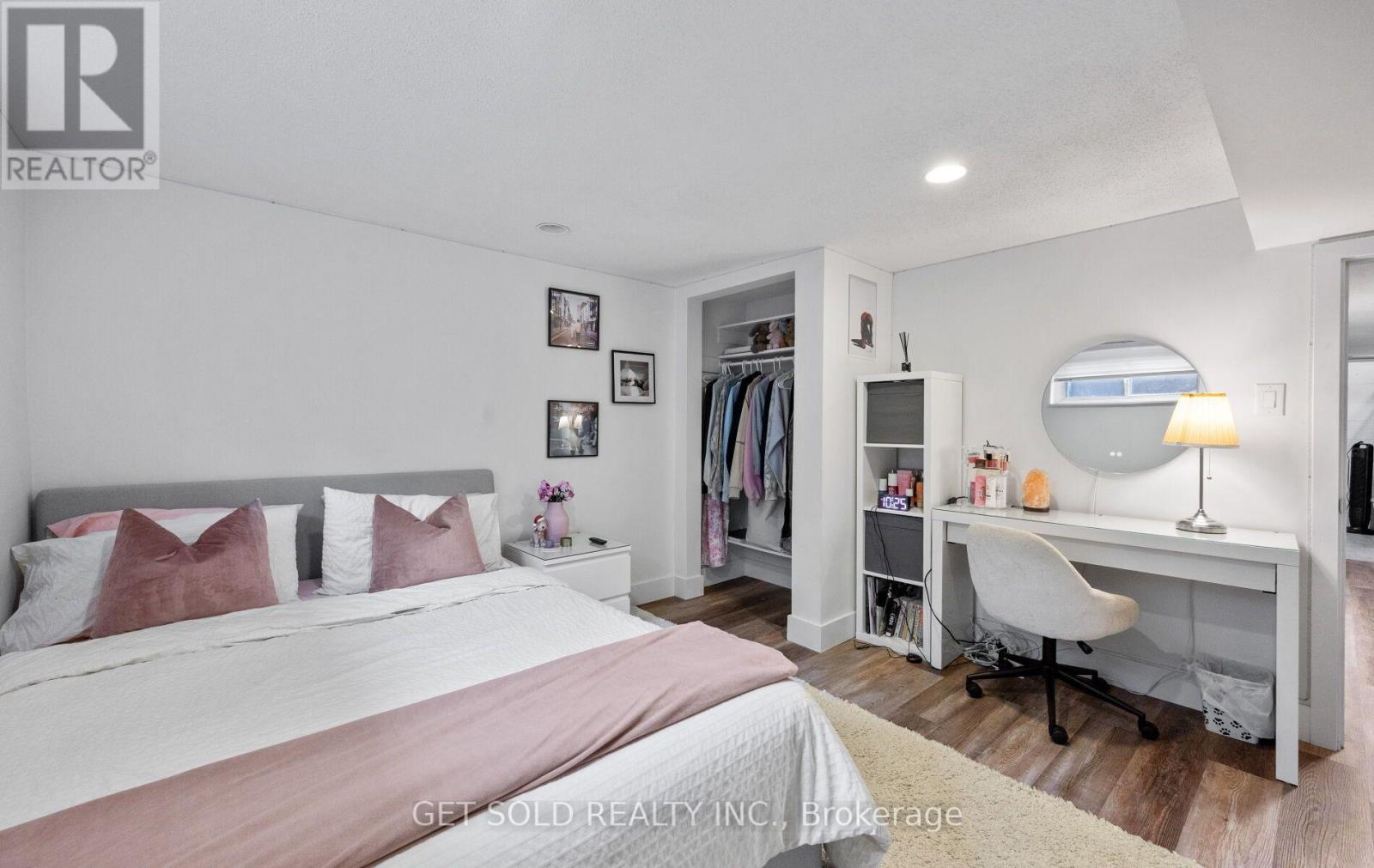 136 Prince George Drive, Toronto, ON photo 28