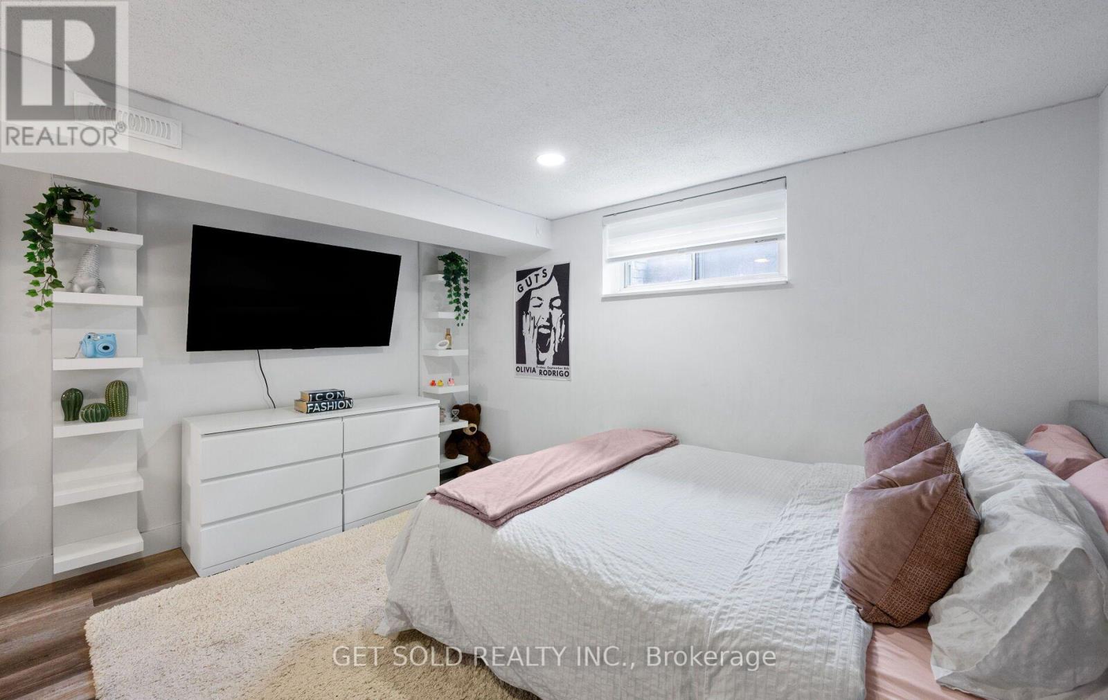 136 Prince George Drive, Toronto, ON photo 29