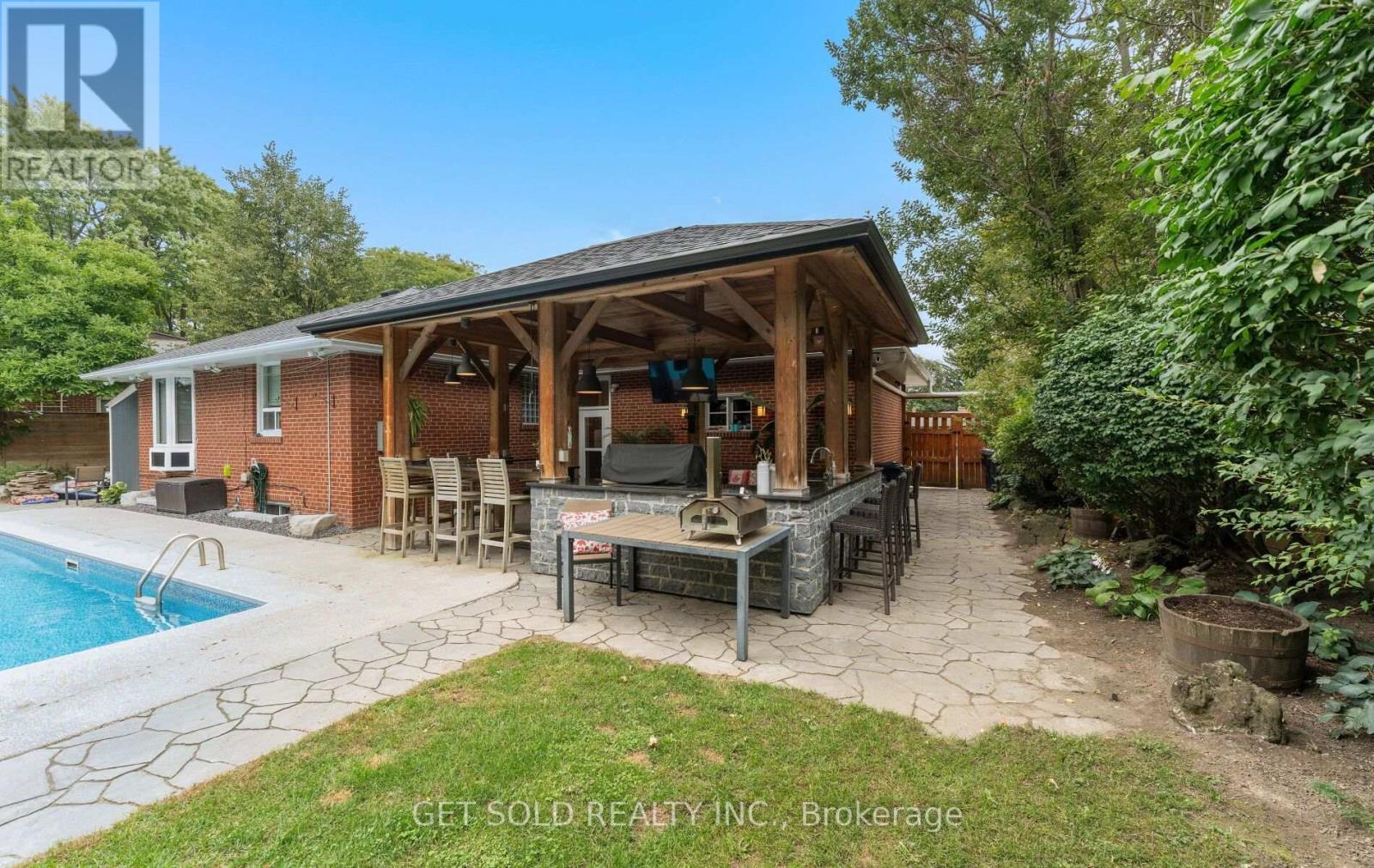 136 Prince George Drive, Toronto, ON photo 41