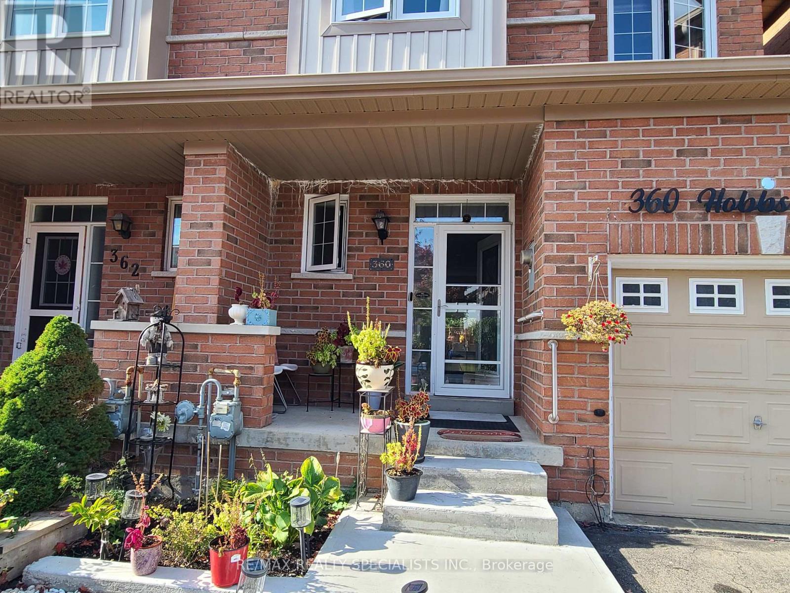 360 HOBBS CRESCENT, Milton (CL Clarke) — photo 3