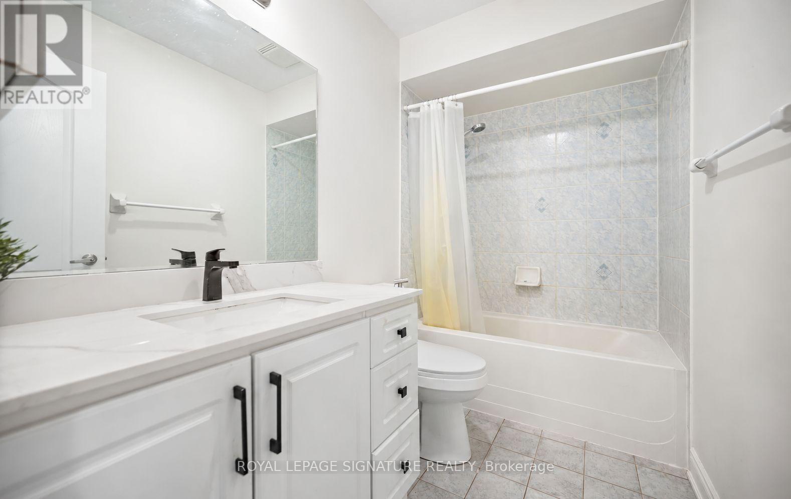 #36 7360 ZINNIA PLACE - 40