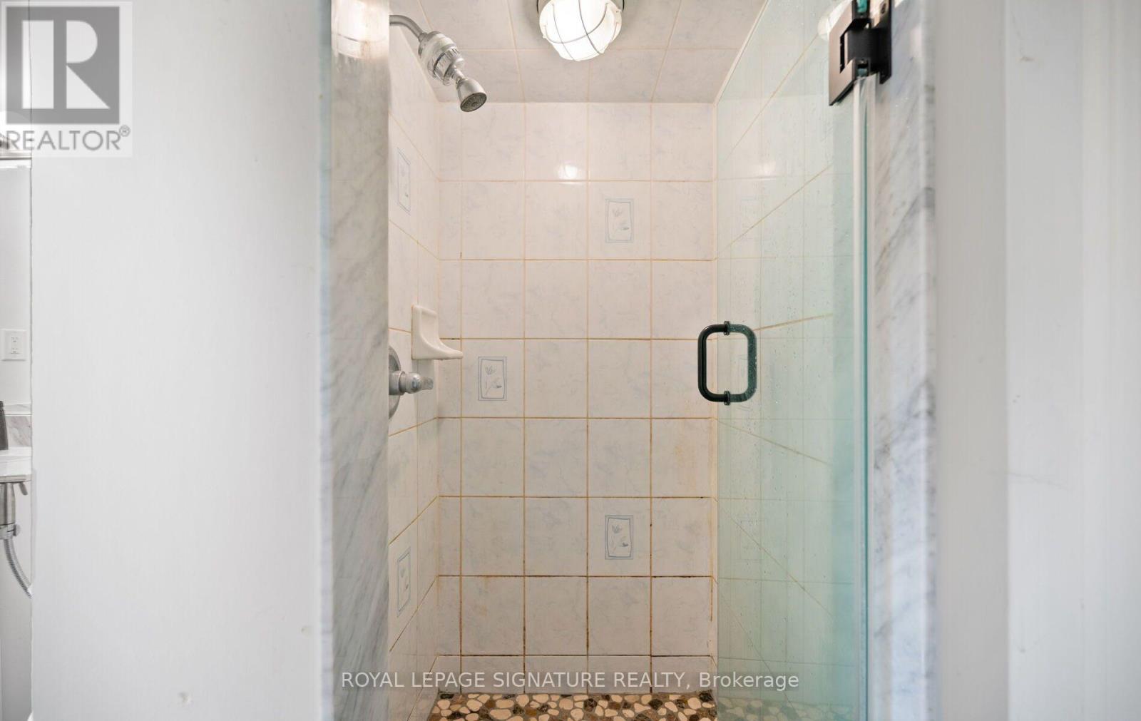 #36 7360 ZINNIA PLACE - 47