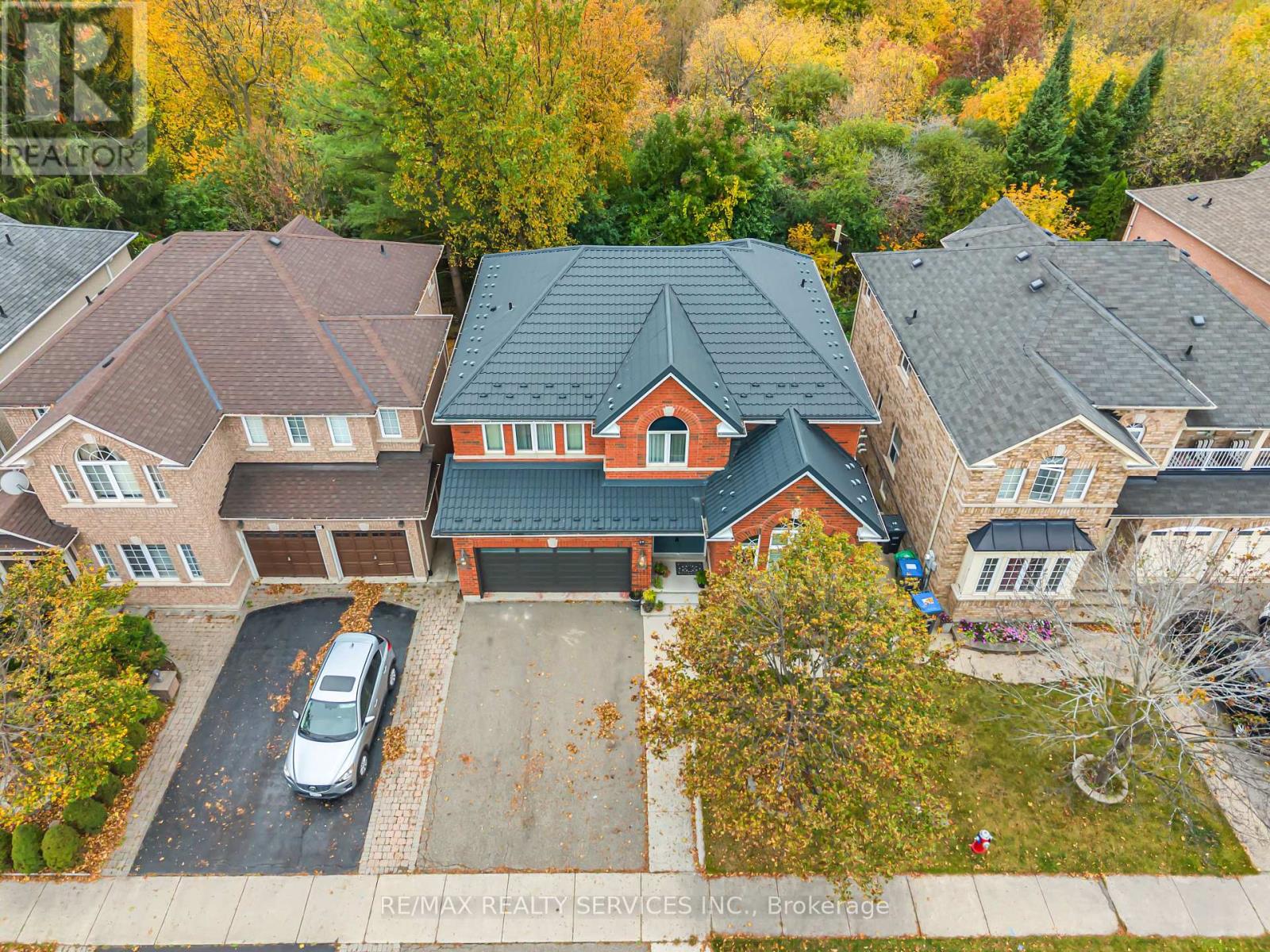 82 DUNVEGAN CRESCENT, Brampton (Fletcher's Meadow)