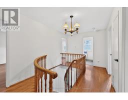 1353 Bunsden Avenue, Mississauga, ON L5H2B3 Photo 14