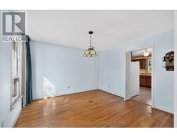 Kitchen - 1353 Bunsden Avenue, Mississauga, ON L5H2B3 Photo 6