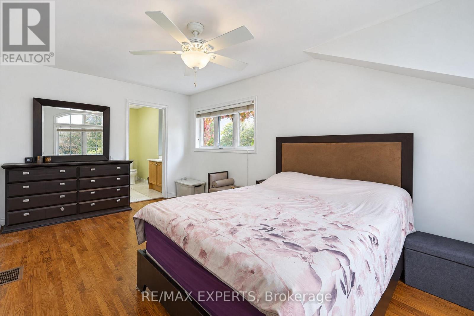 11 Knollside Drive — photo 15