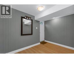 Kitchen - 16 Glebe Court, Hamilton, ON L9C6B1 Photo 12