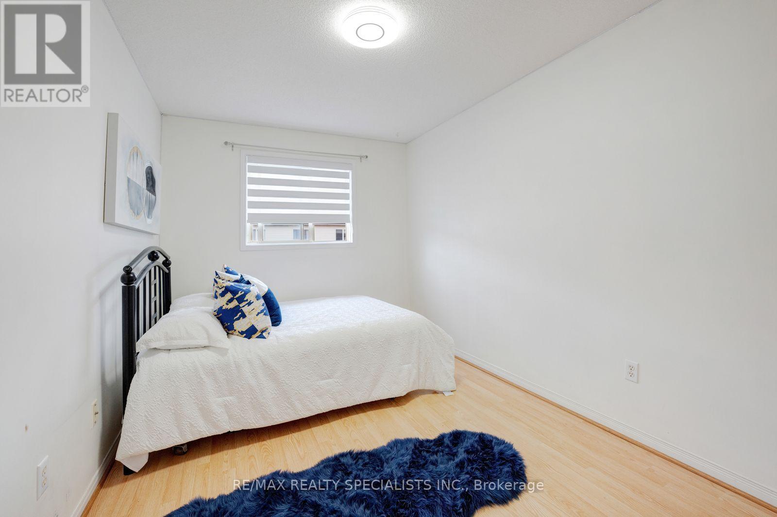 1754 UPPER GAGE AVENUE - 24
