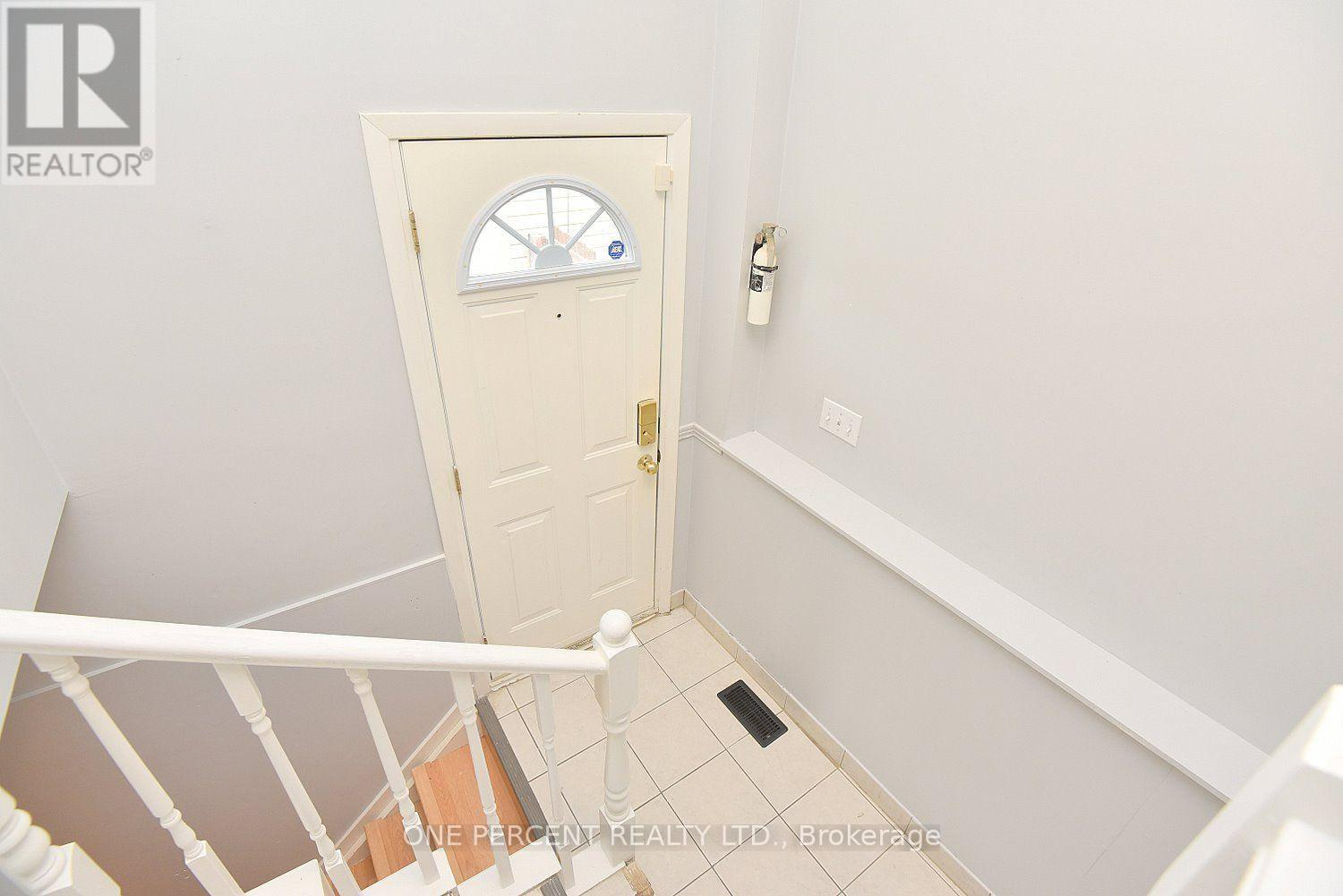 201 STRATHEARNE AVENUE - 23