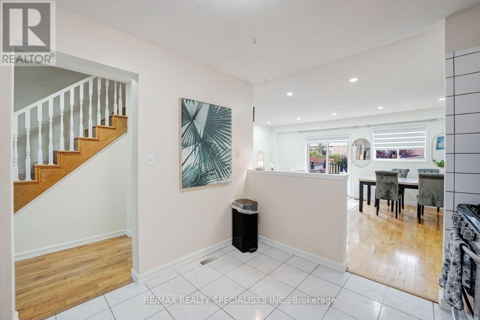 1754 UPPER GAGE AVENUE - 17