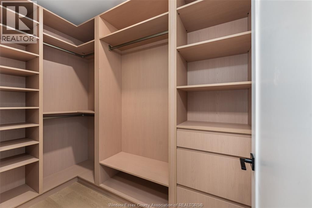 4400 Laurier Parkway — photo 28