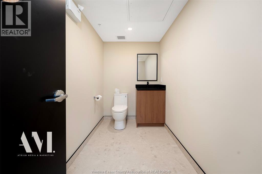 #268 4400 Laurier Parkway - 40