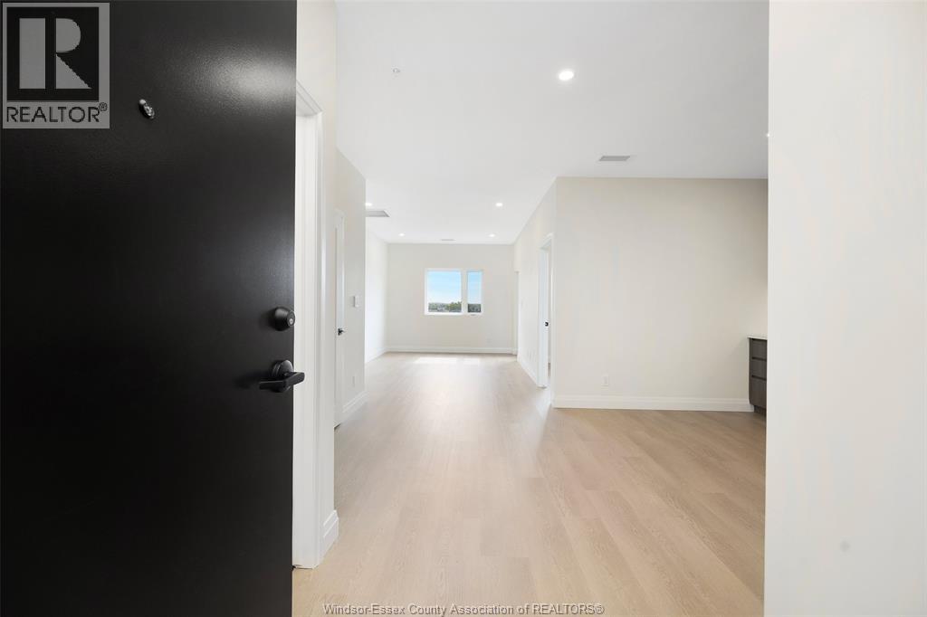 #533 4400 Laurier Parkway - 4