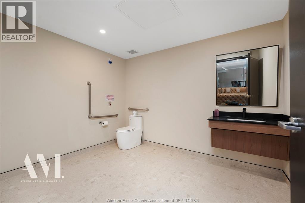 4400 Laurier Parkway — photo 26