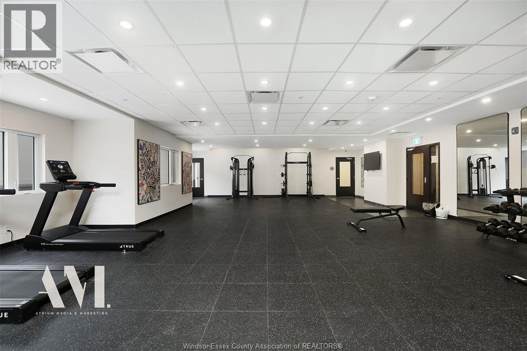 4400 Laurier Parkway — photo 27