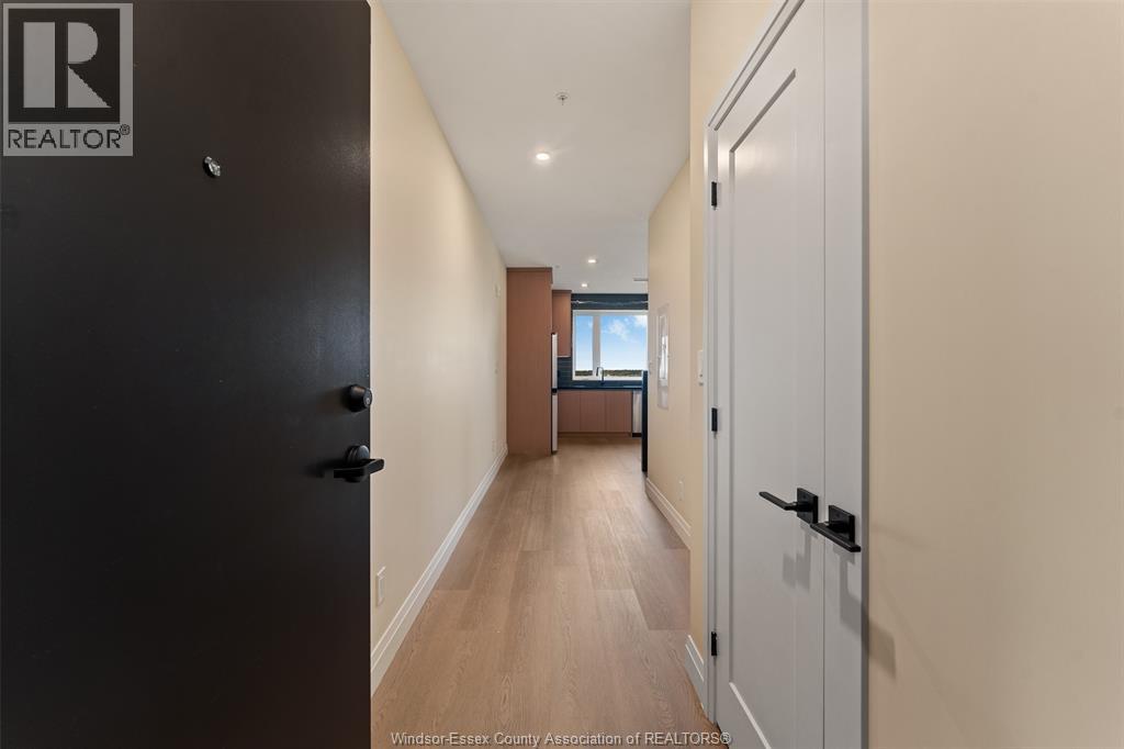 #607 4400 Laurier Parkway - 4