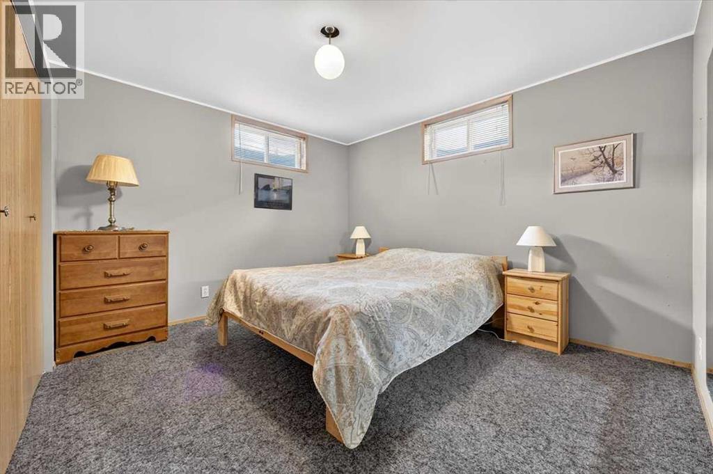 4339 70 Street NW - photo 39