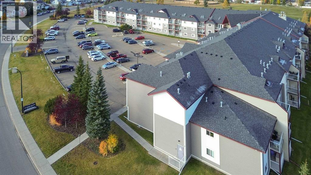 Listing photo – 304, 260 Duston Street, Red Deer