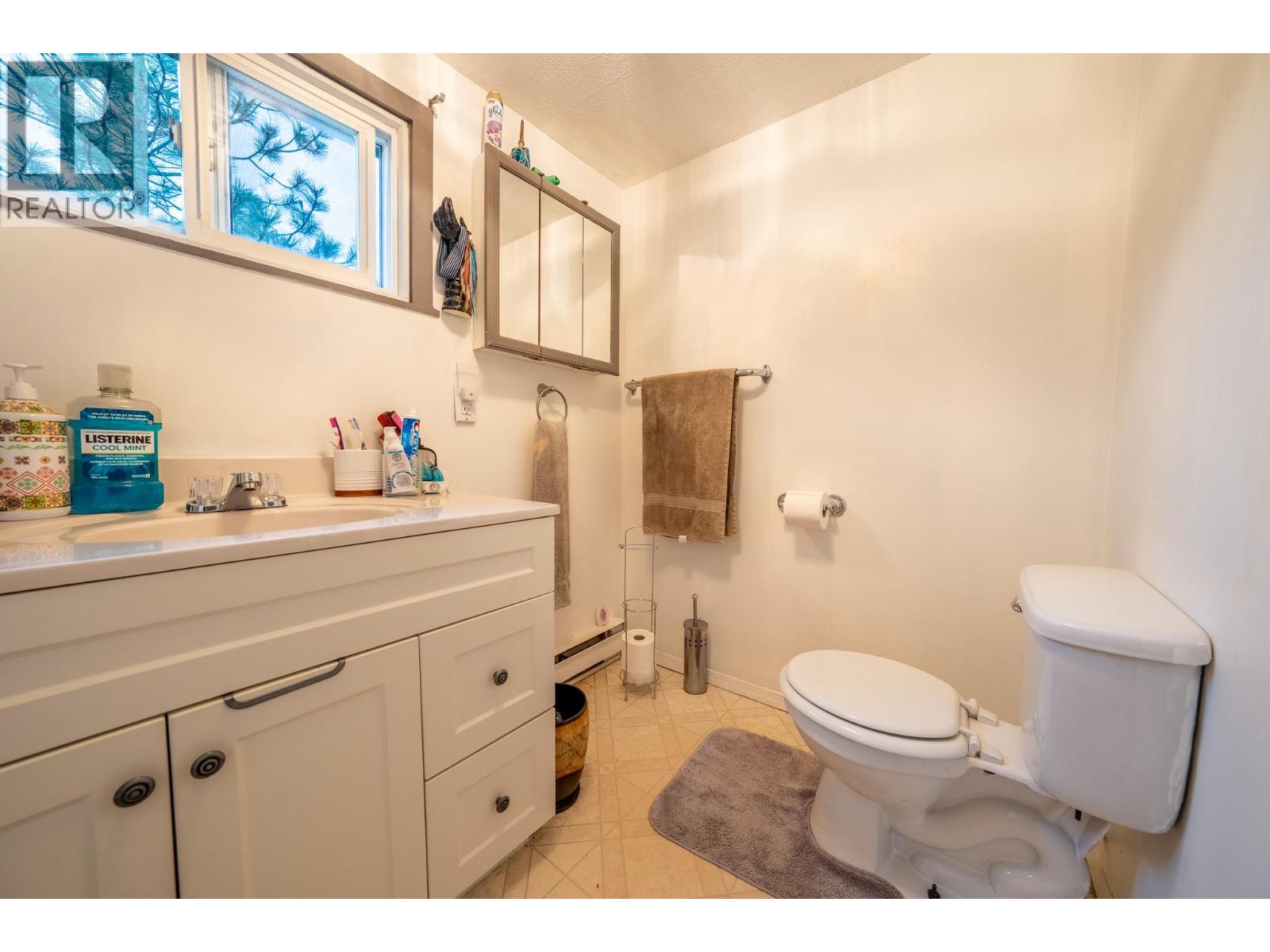 3190 Hall Frontage Road - 45
