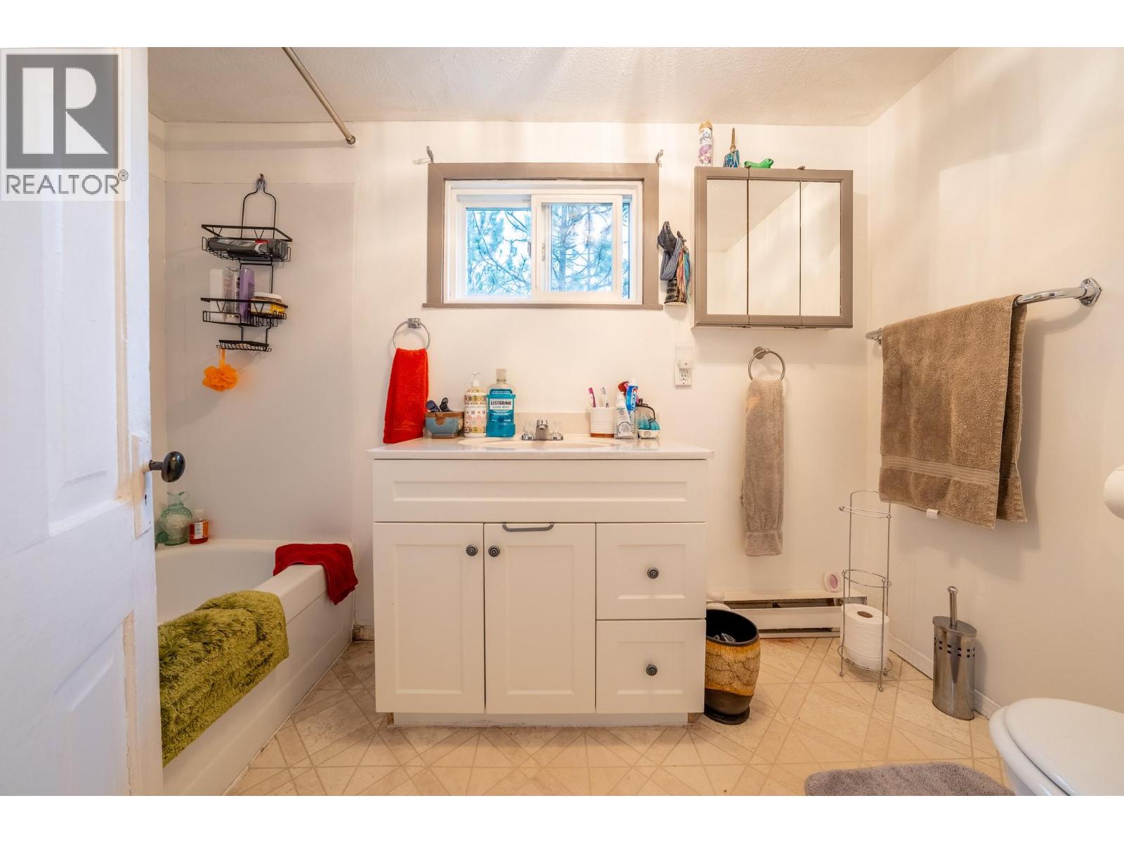 3190 Hall Frontage Road - 44