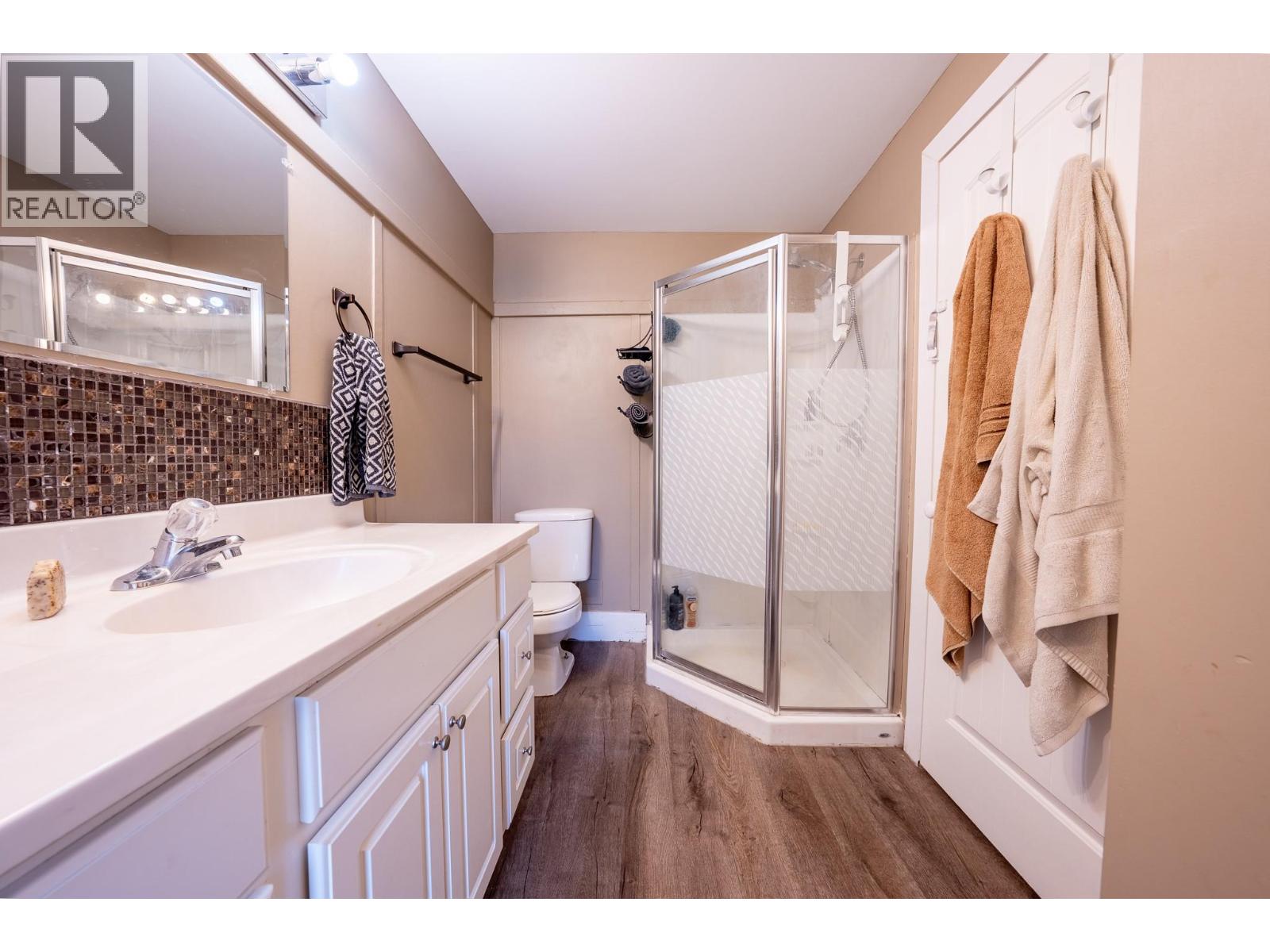 3190 Hall Frontage Road - 28