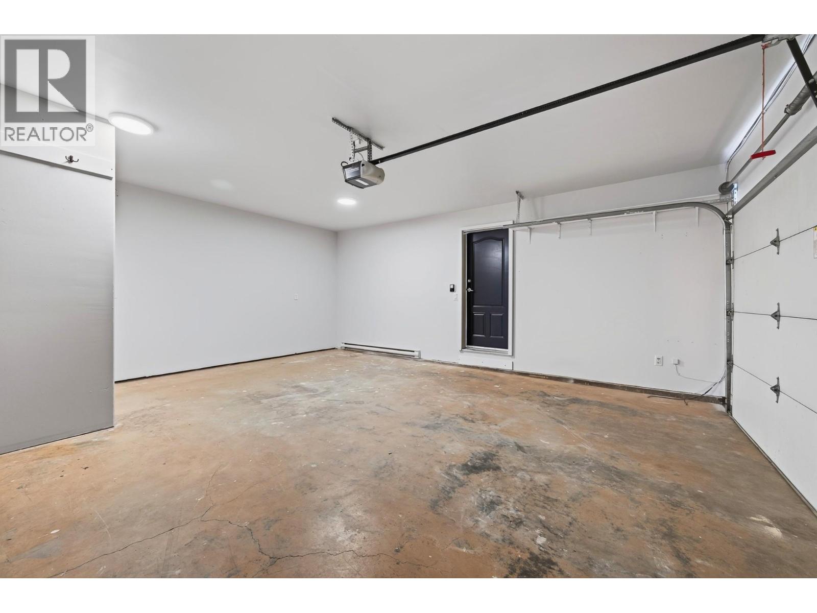 2620 Briarwood Avenue - 24