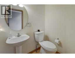 158 Saratoga Close Ne, Calgary, AB T1Y7A1 Photo 13
