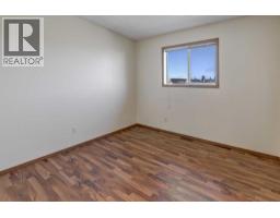 158 Saratoga Close Ne, Calgary, AB T1Y7A1 Photo 22