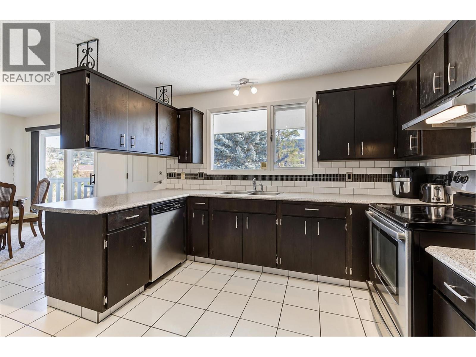 5451 Whelan Road, Kelowna