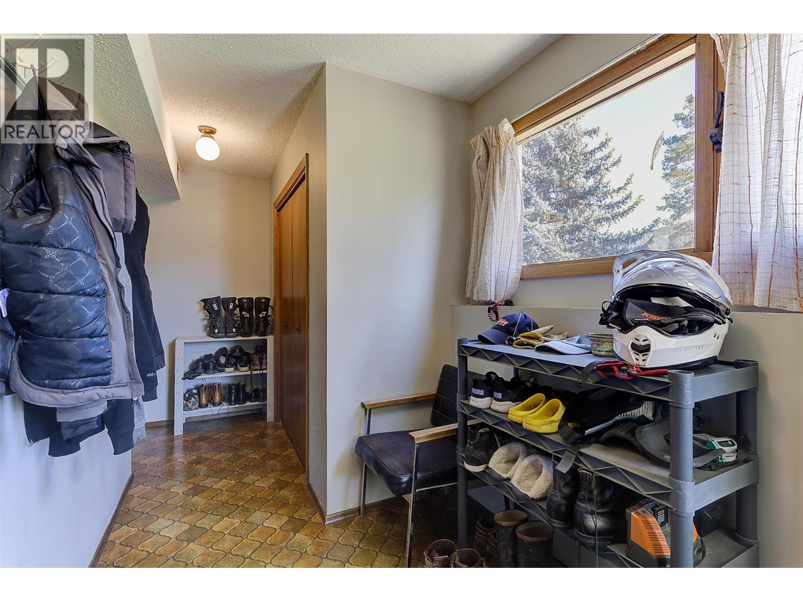 5451 Whelan Road, Kelowna