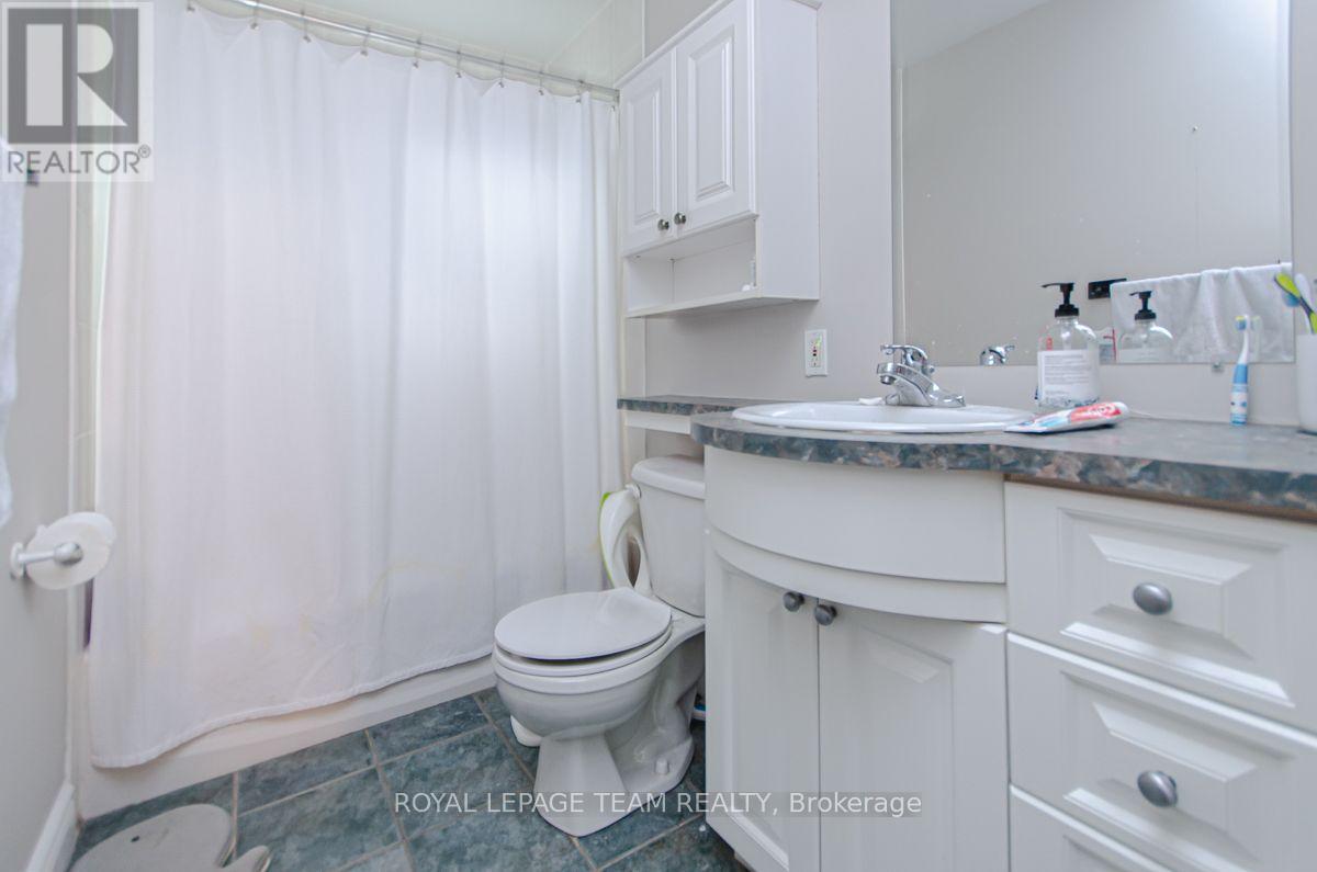 114 Withrow Avenue — photo 14