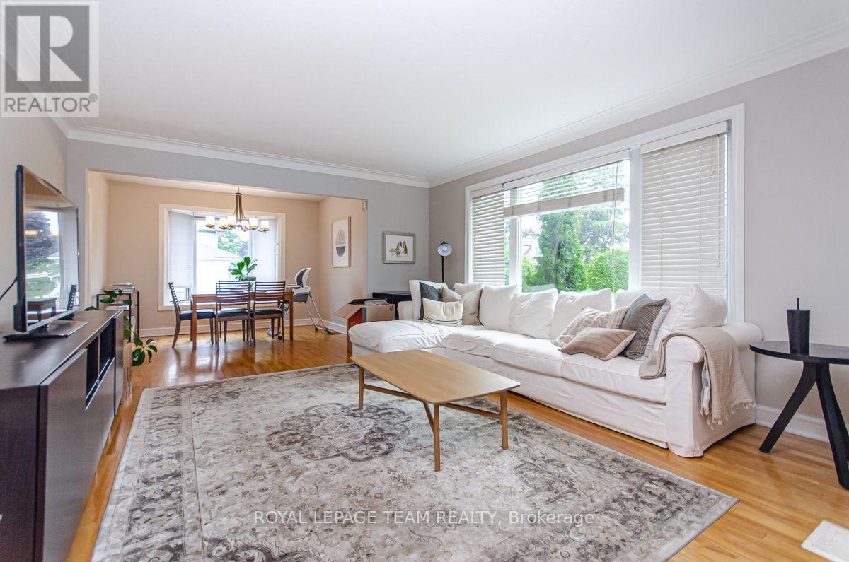 Living/Dining Room