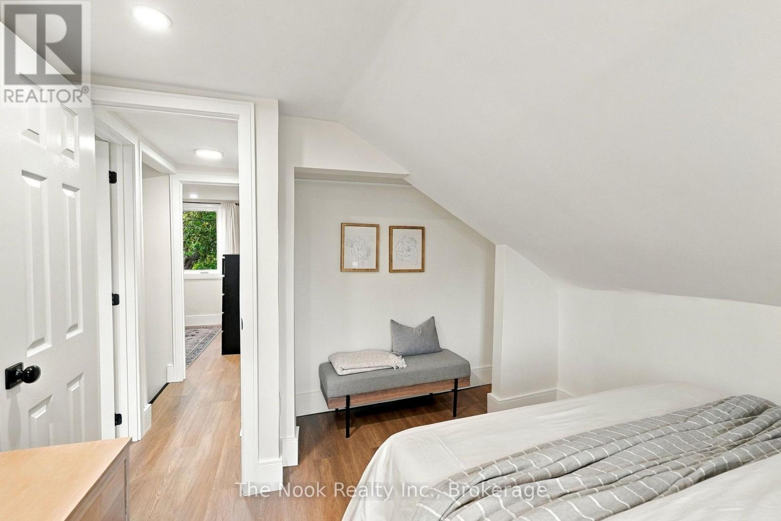 28 Purdy Street, Belleville, ON photo 35