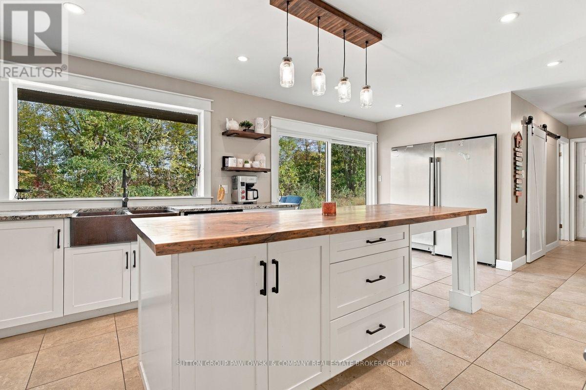 2174 Parkhill Drive — photo 21